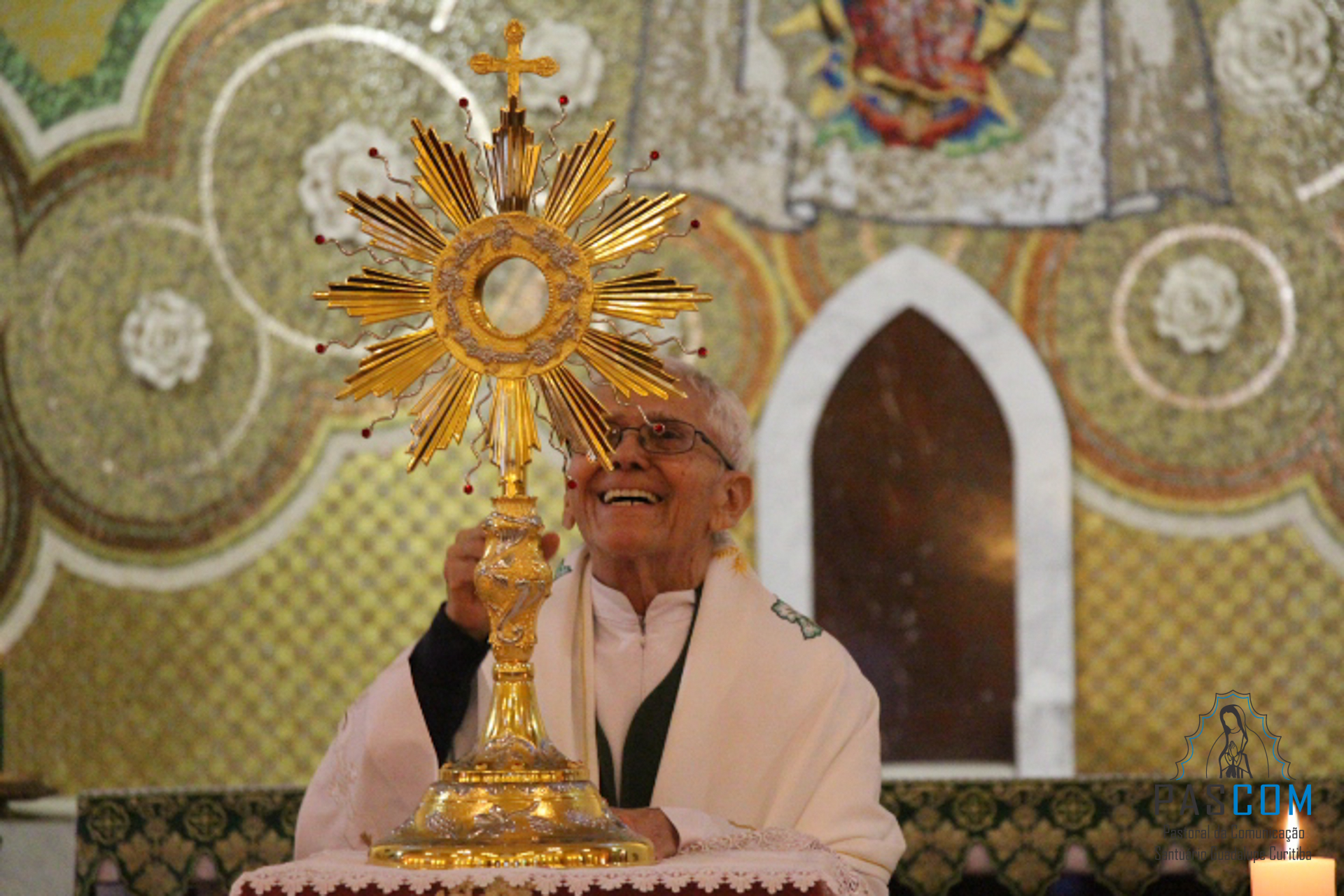 15/10/2016 Santa Missa 18Hs Santuário Nossa Senhora de GuadalupeSantuário Nossa Senhora de